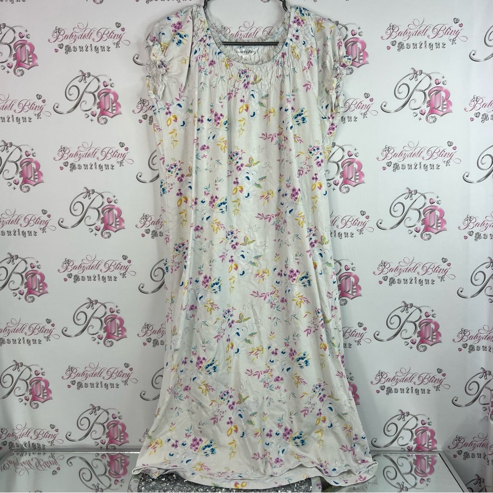 Vanity Fair dress long moo moo milkmaid vintage lace Multicolor Floral Chemise
